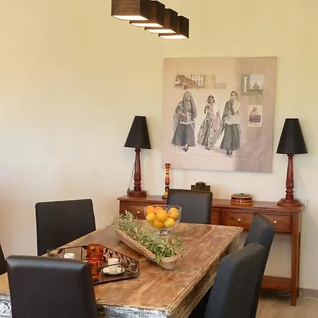 Casa Sicreta Vila *